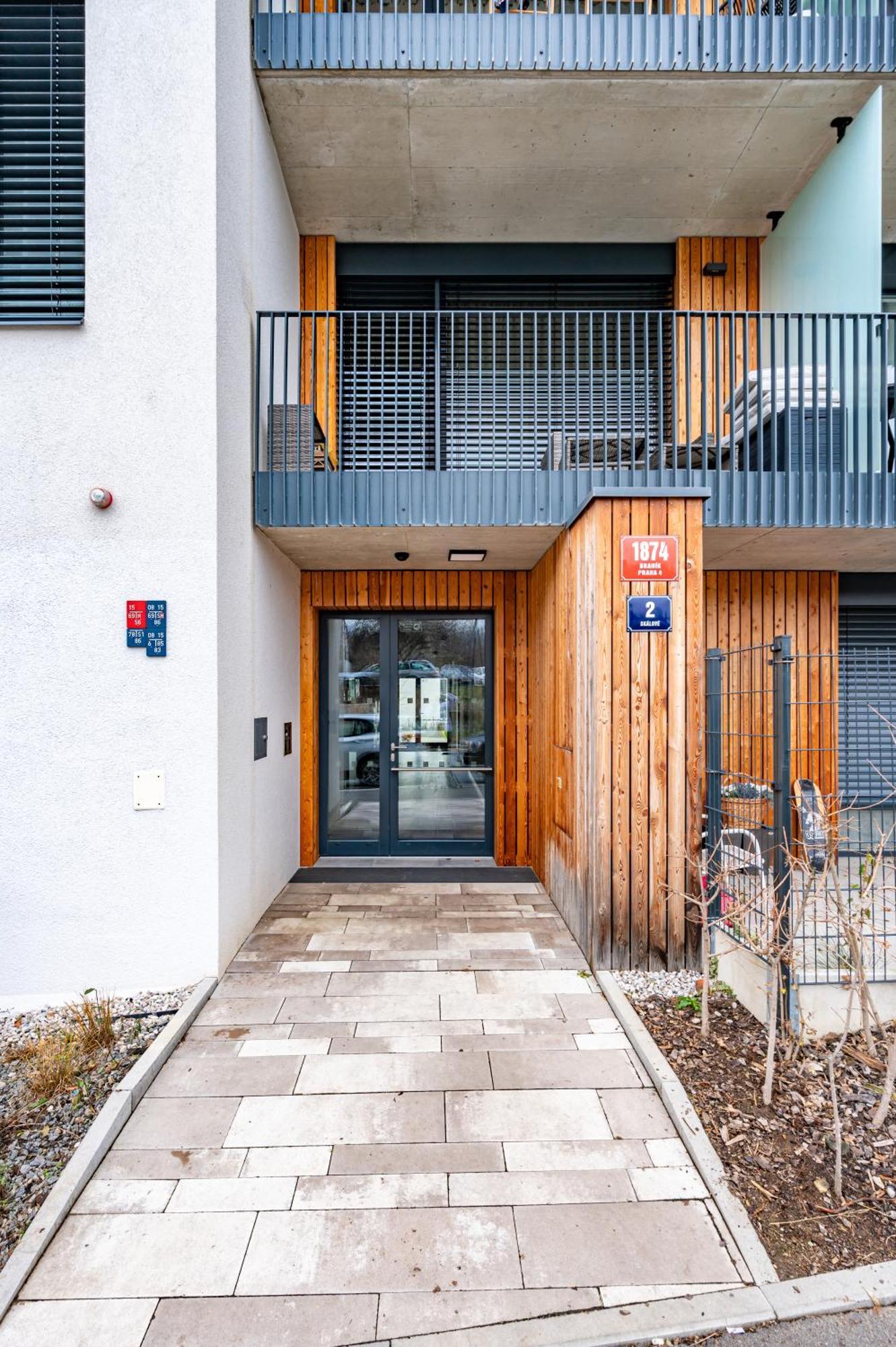 Prague Days - Studio - Terrace - Private Parking מראה חיצוני תמונה